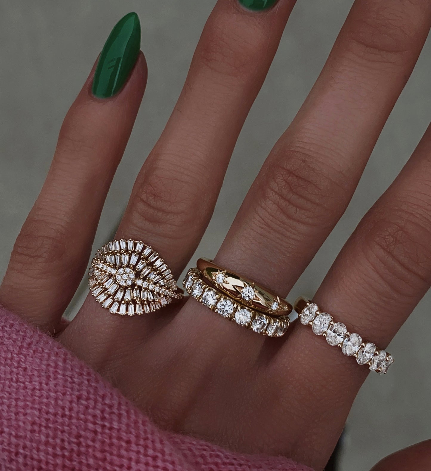 14kt gold feathered baguette diamond ring