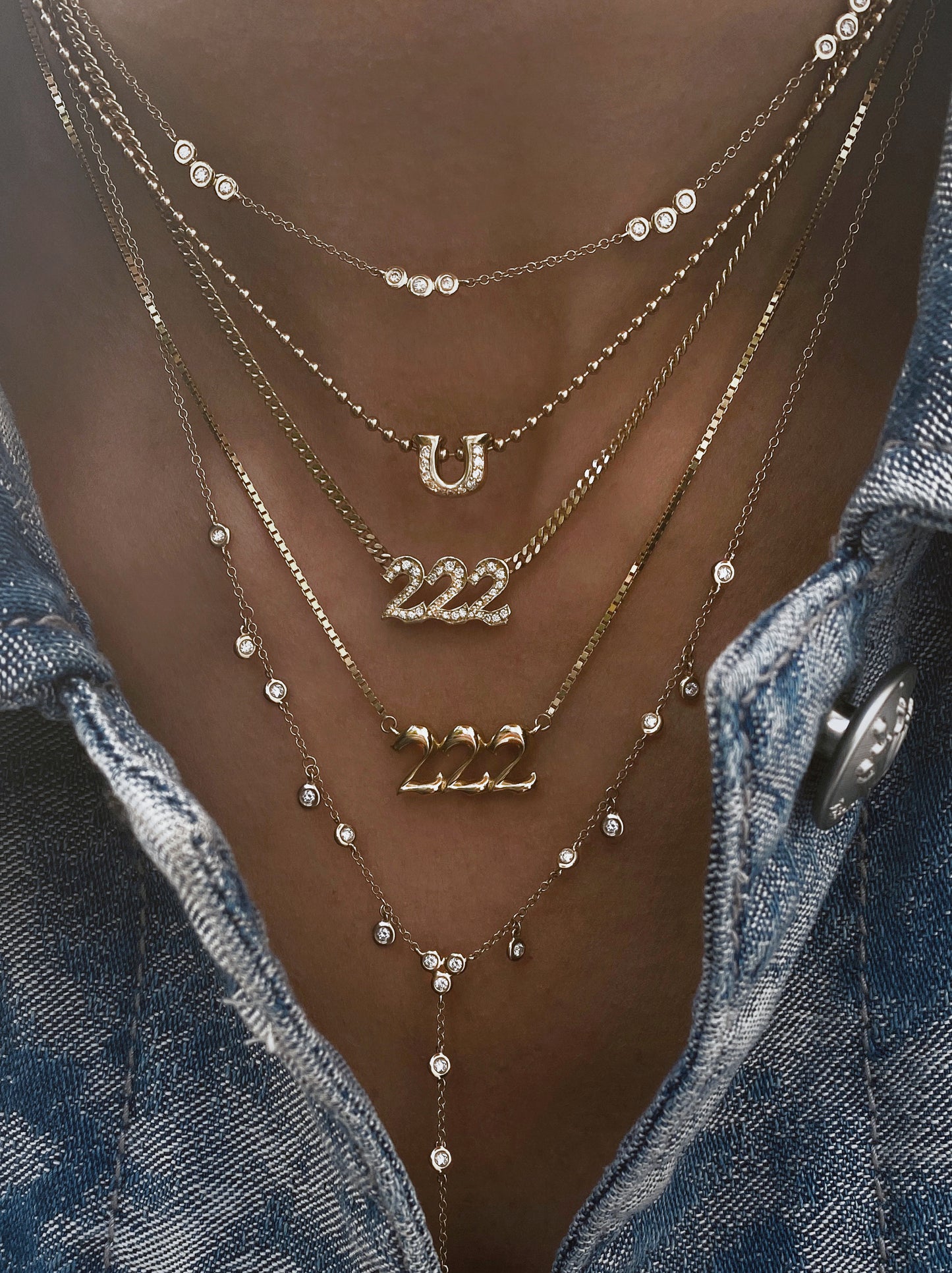 14kt gold three diamond bezel choker necklace