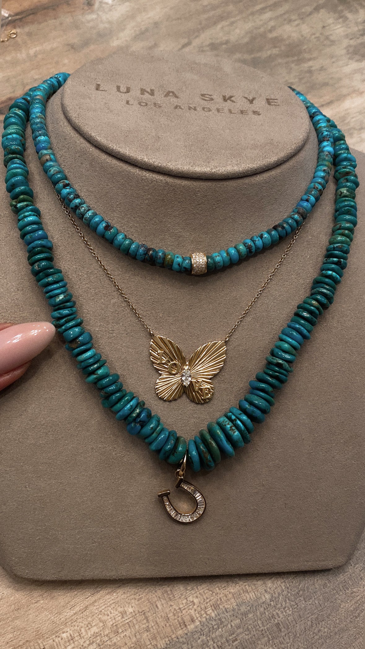 14kt gold and graduated turquoise beaded necklace