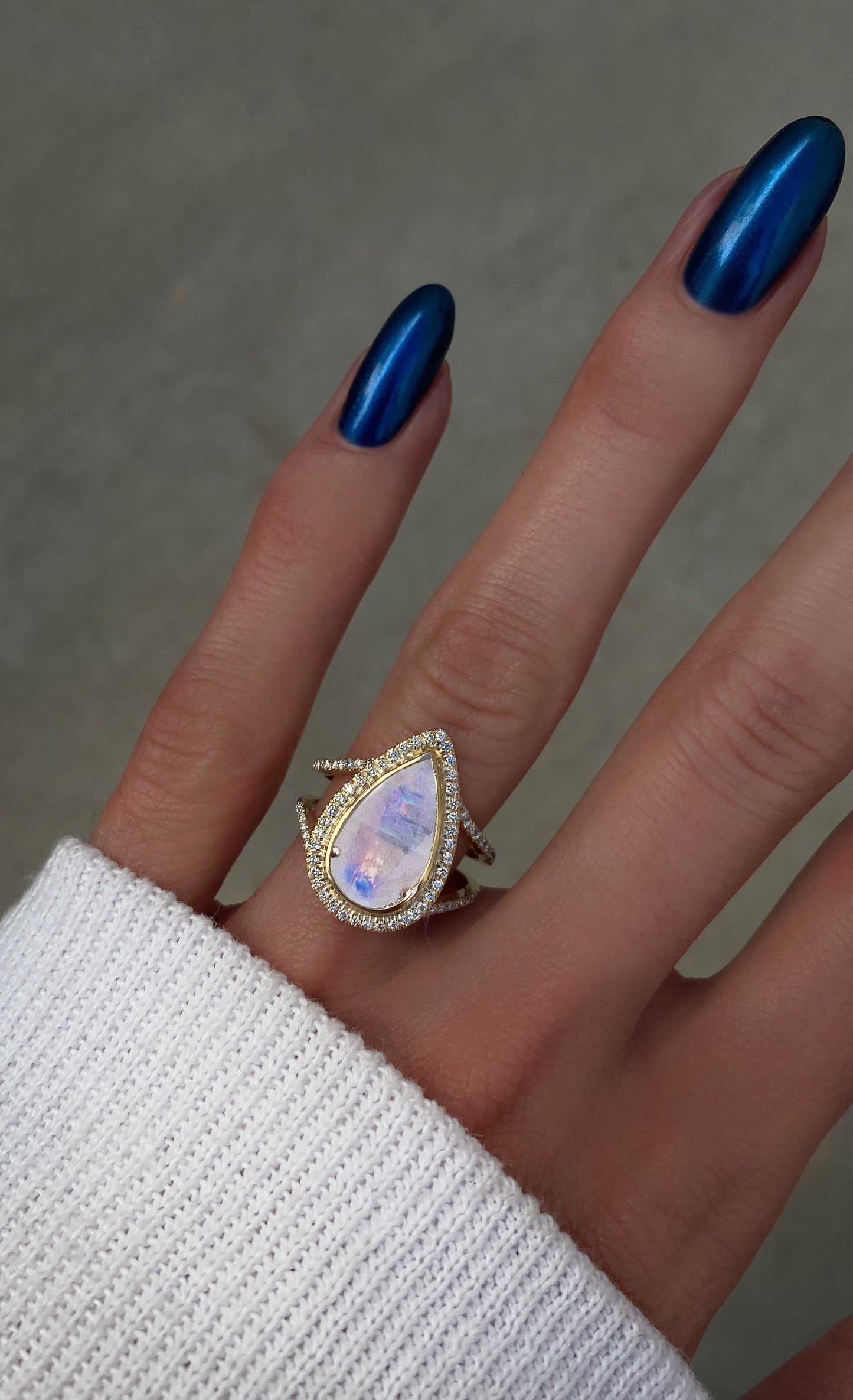 14kt gold and diamond queen teardrop moonstone