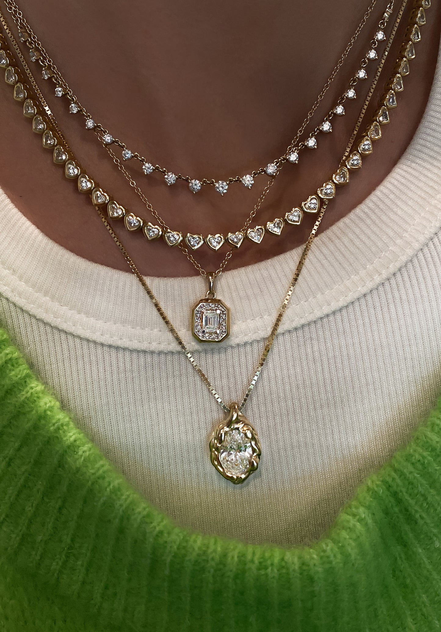 14kt gold emerald cut diamond adamas necklace