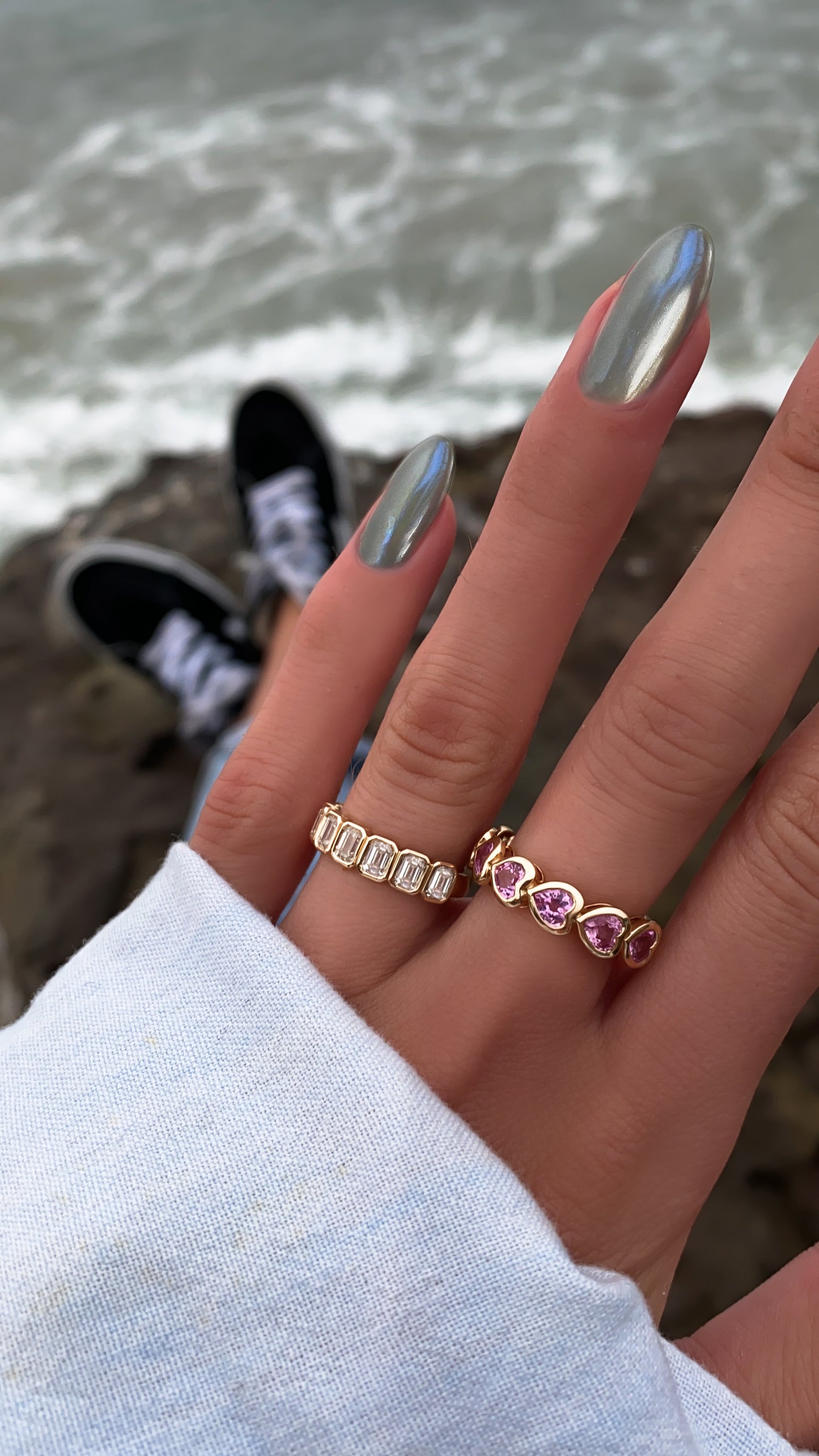 14kt gold heart pink sapphire bezel ring