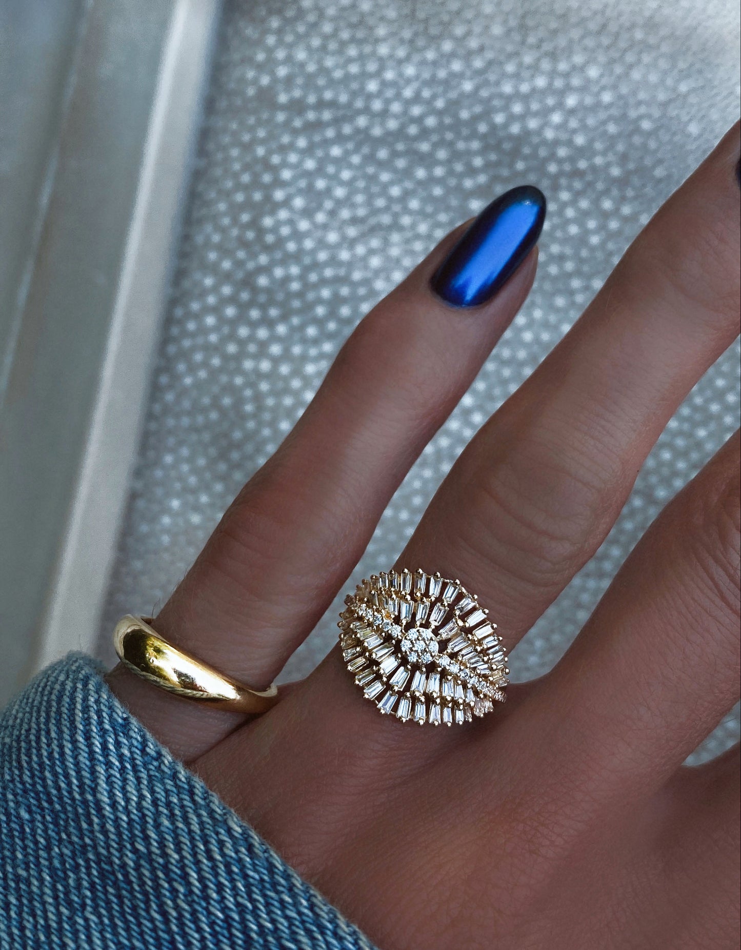 14kt gold feathered baguette diamond ring