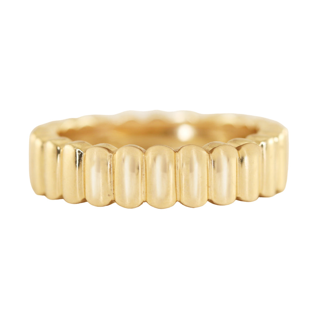 14kt gold ribbed ring