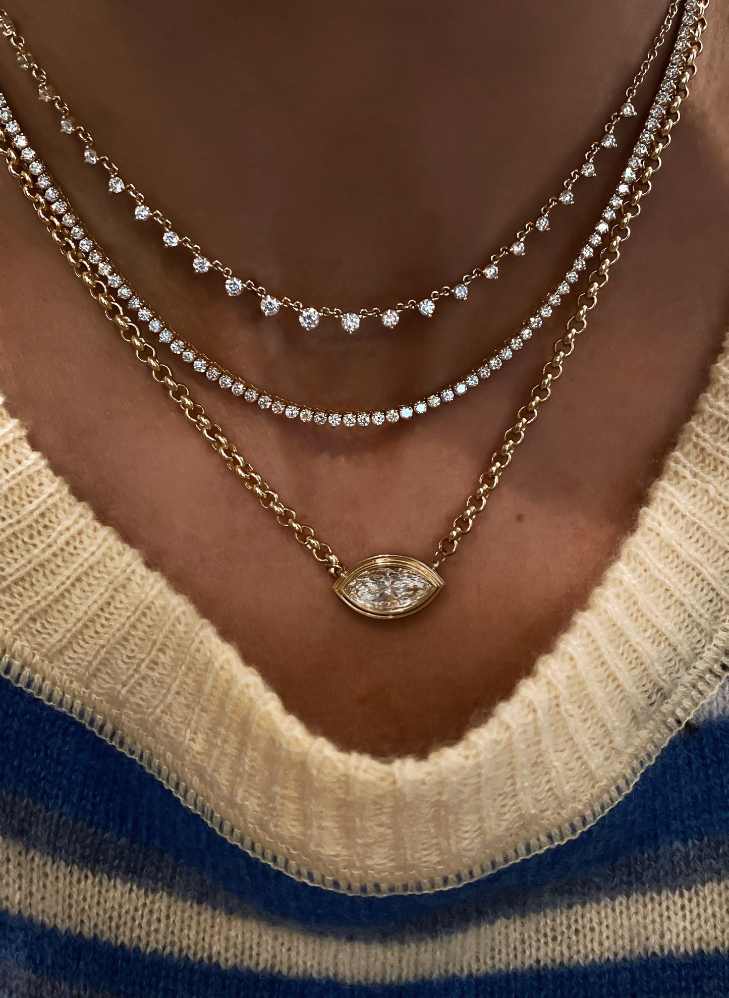 14kt gold graduated three prong diamond choker necklace