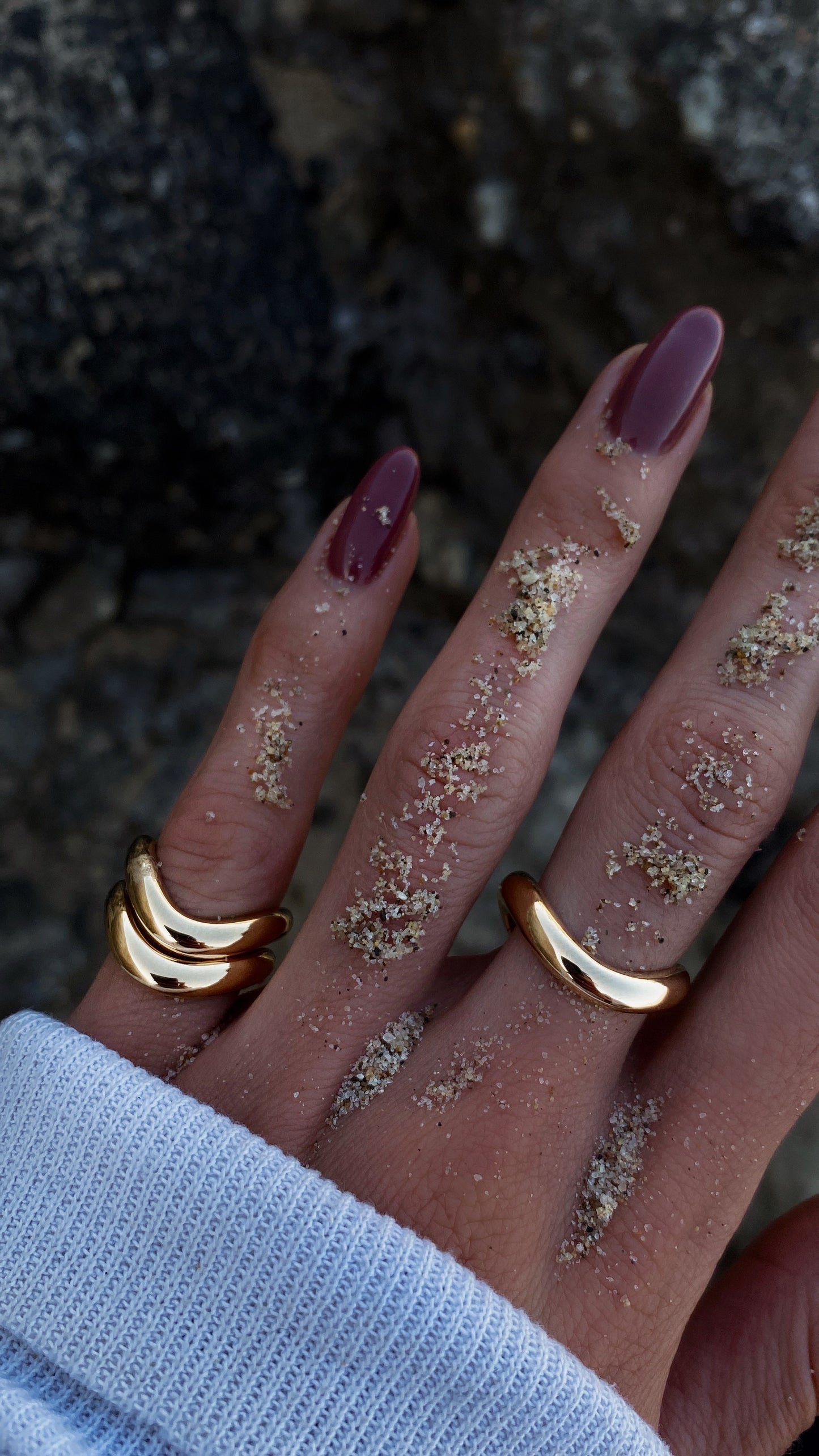 14kt gold dome wave ring