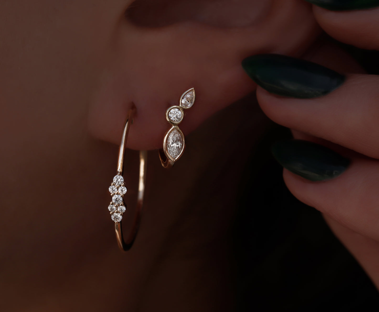 14kt gold grande poppy whisper hoop