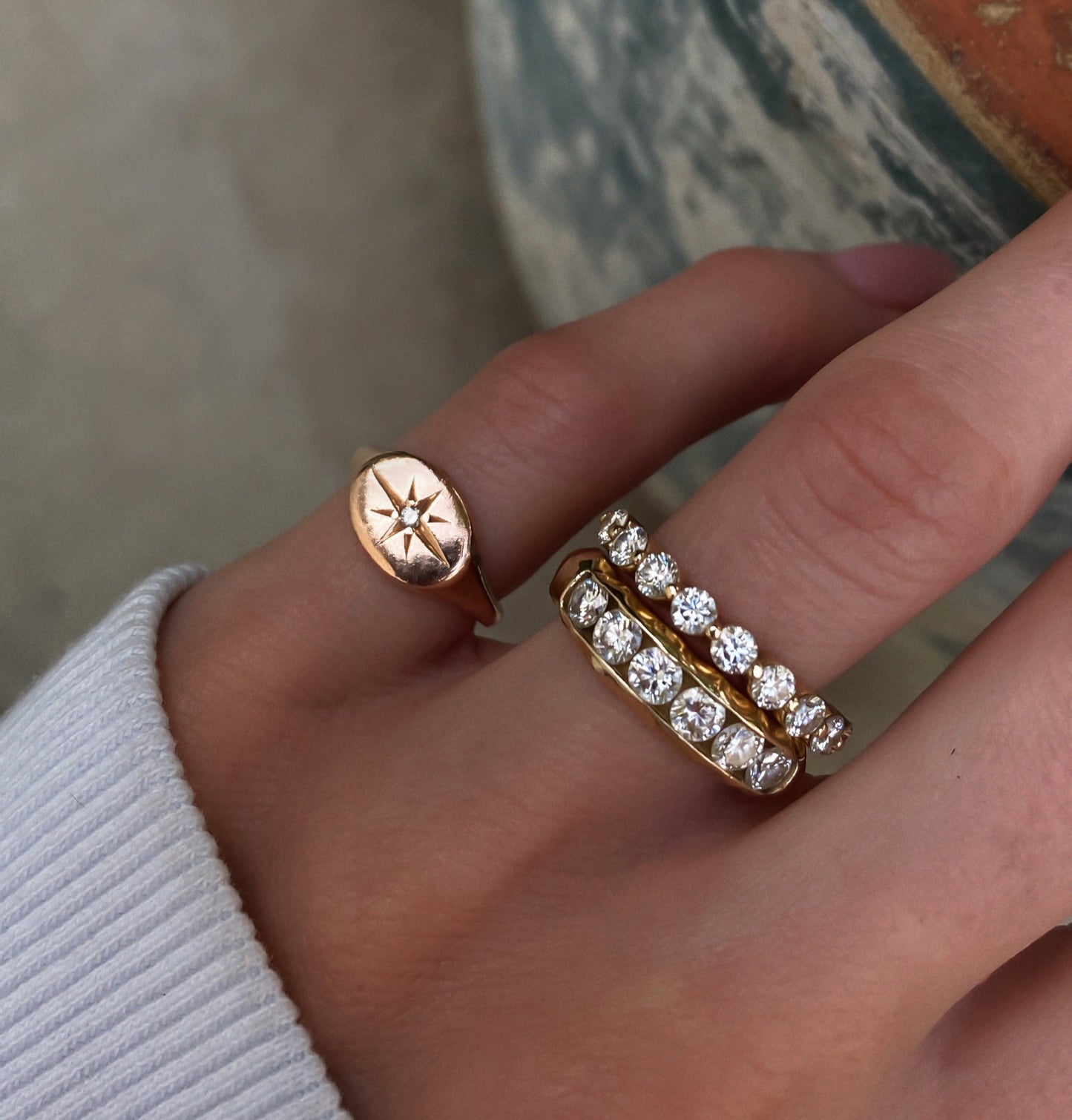 14kt gold and diamond horizontal starburst signet ring