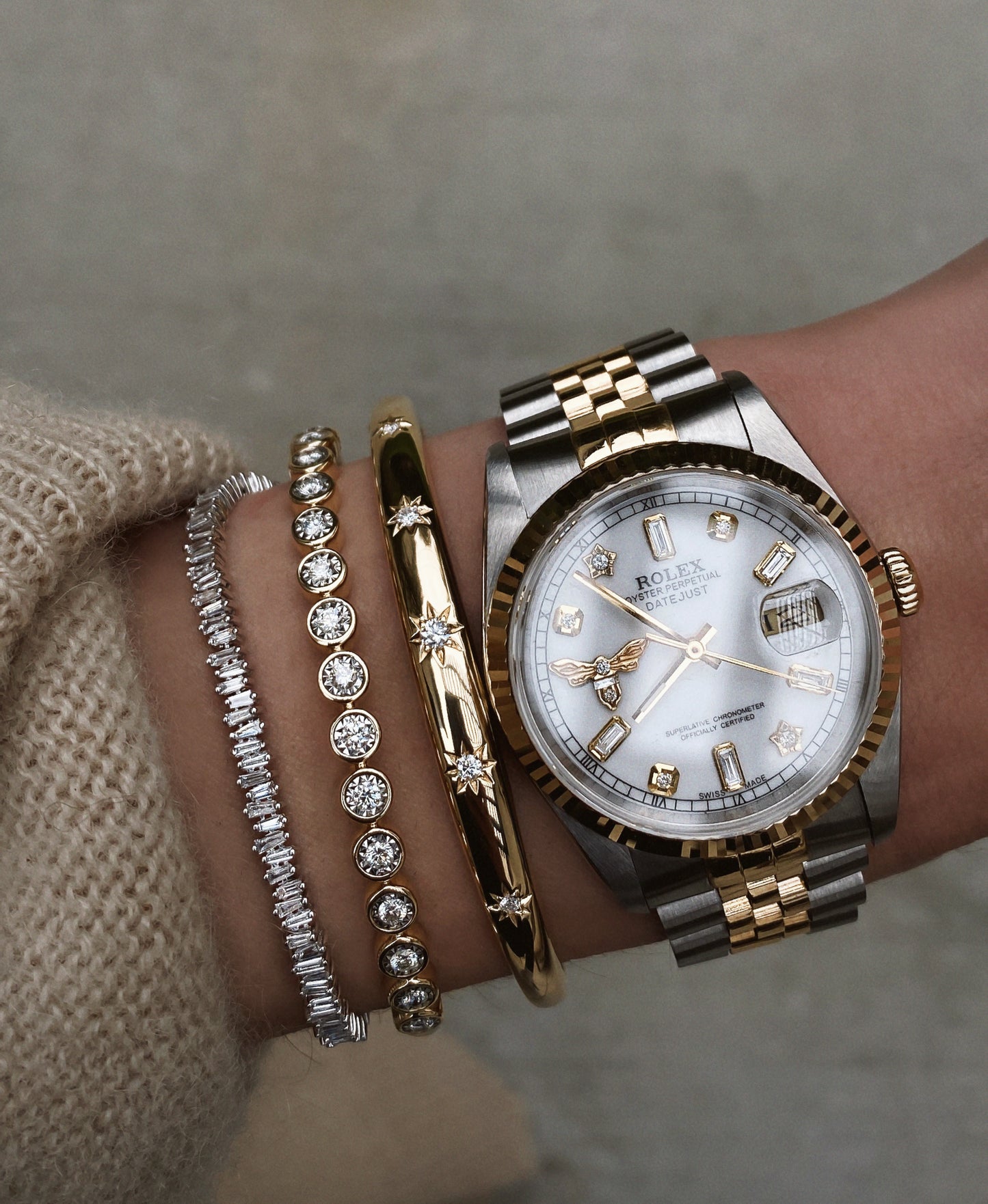 14kt gold diamond illusion bezel bangle