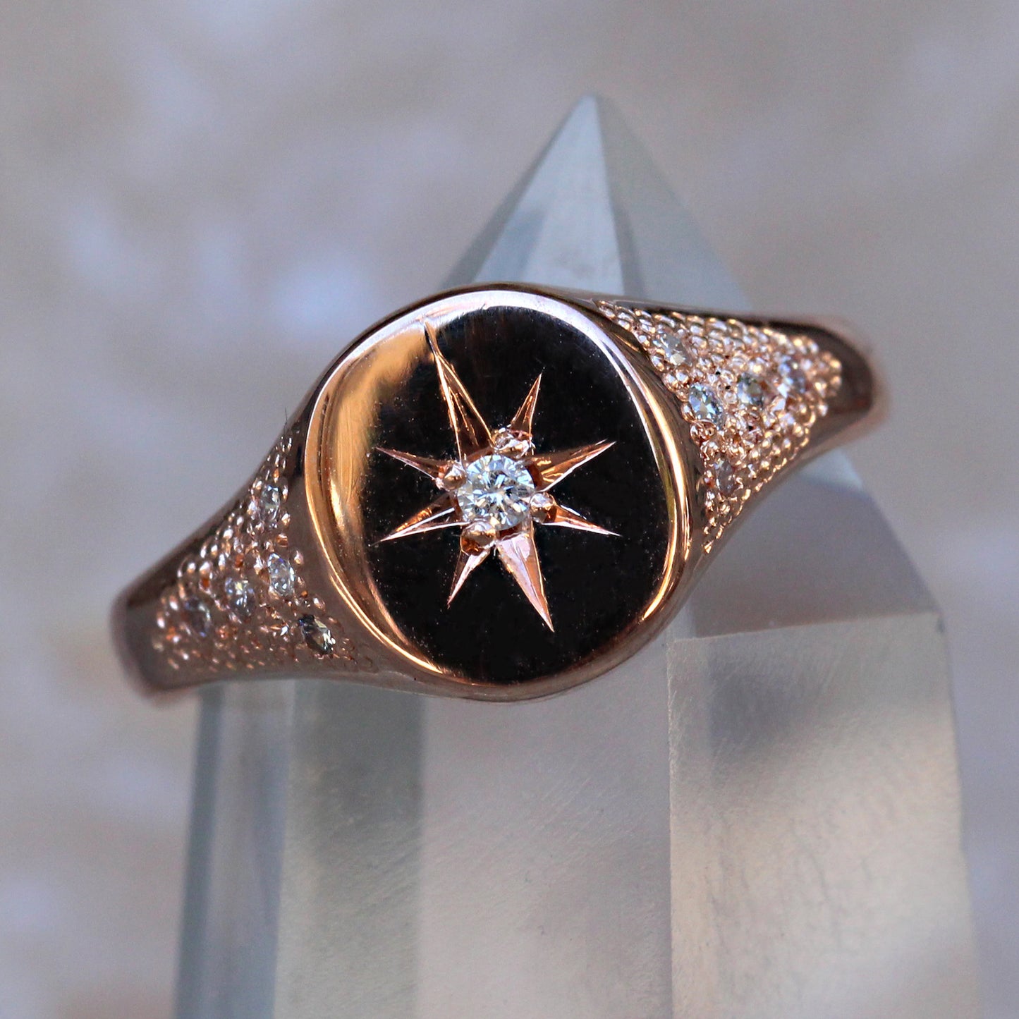 14kt gold and diamond vintage Starburst signet ring - Luna Skye