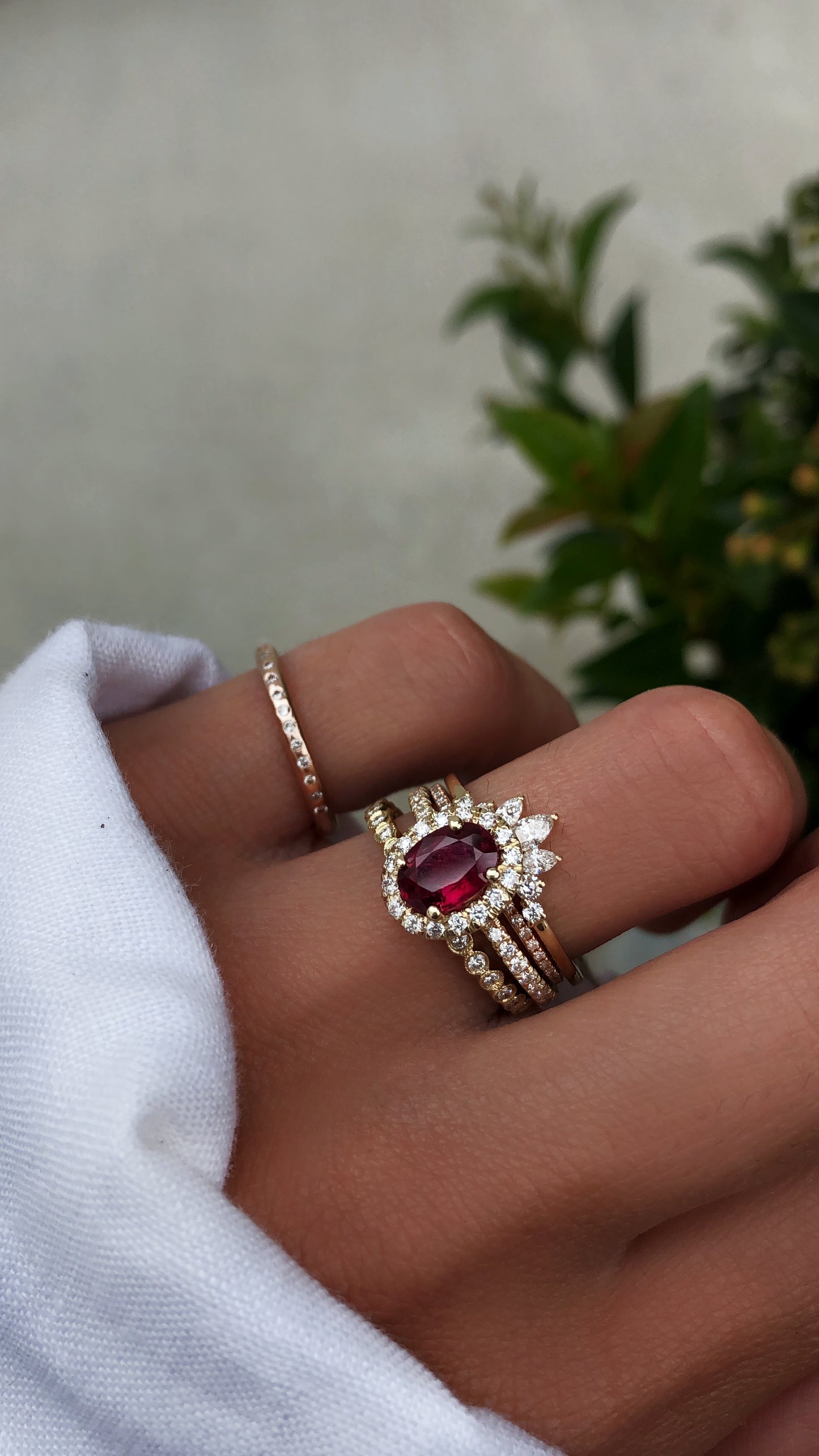 14kt gold marquise diamond curved band