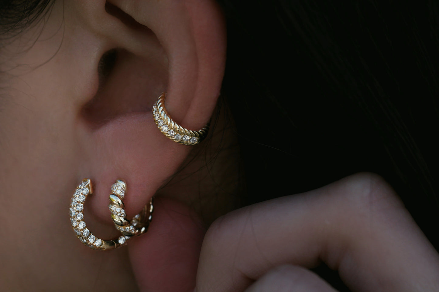 gold and diamond hoop earrings for women