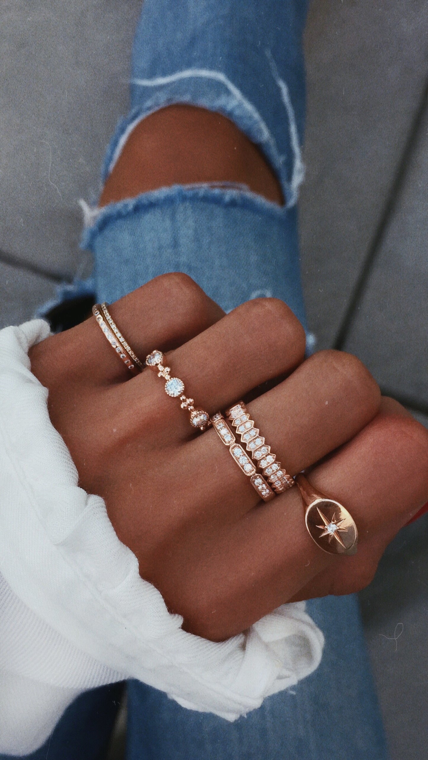 14kt gold and diamond horizontal starburst signet ring - Luna Skye