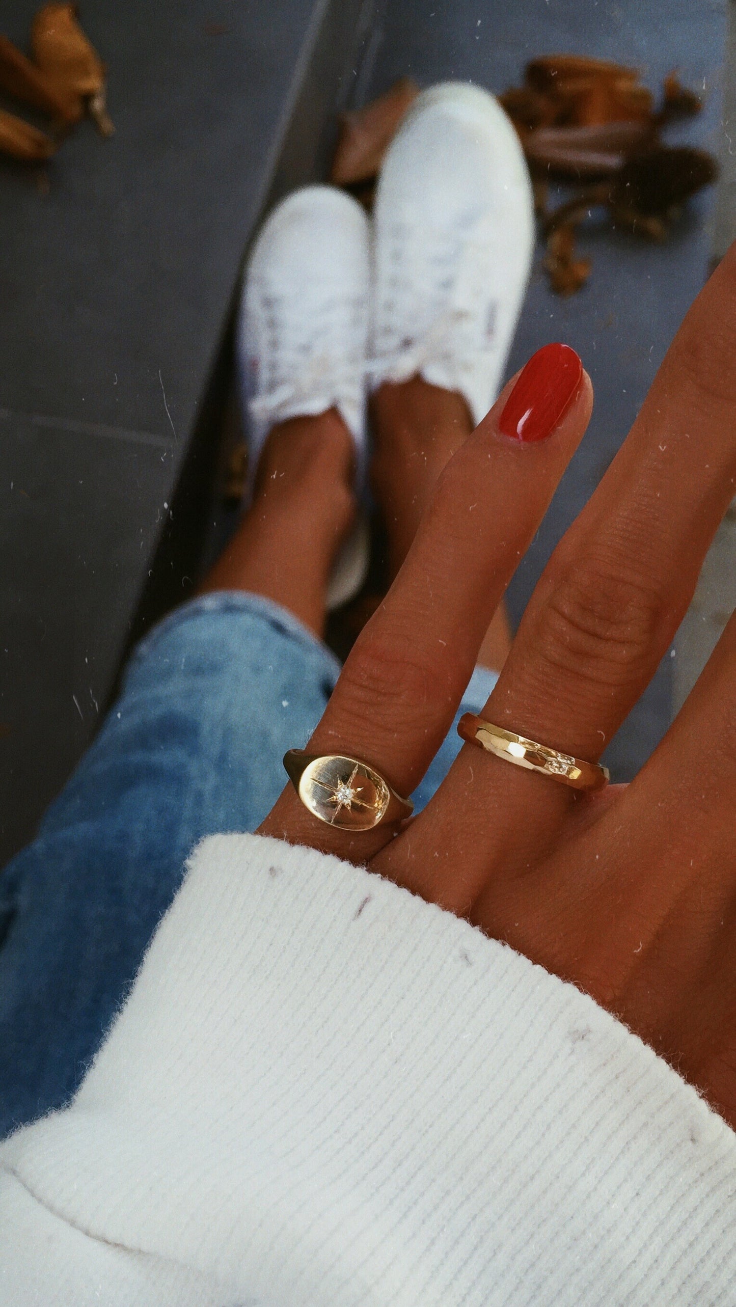 14kt gold and diamond horizontal starburst signet ring - Luna Skye