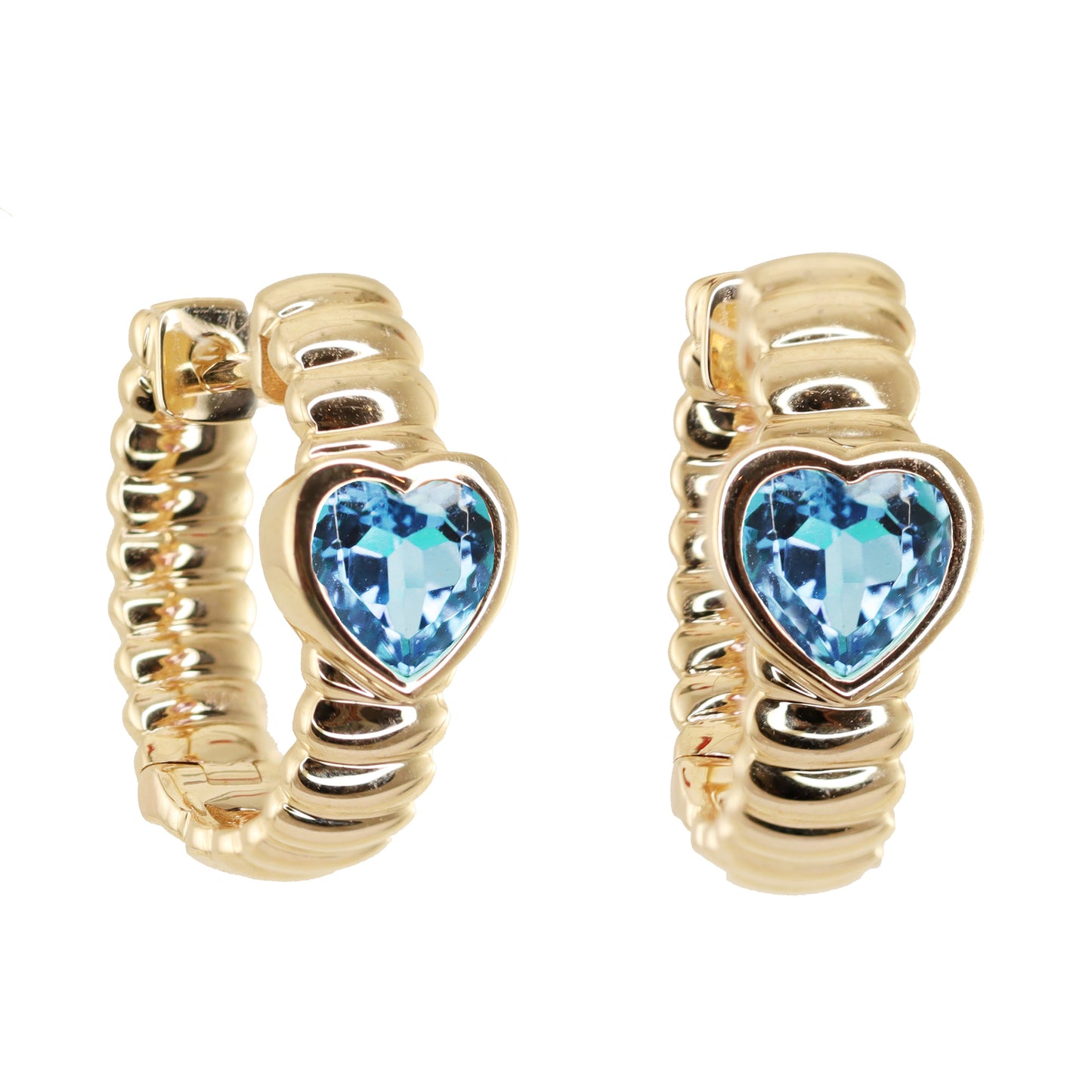 14kt gold ribbed heart bezel hoop