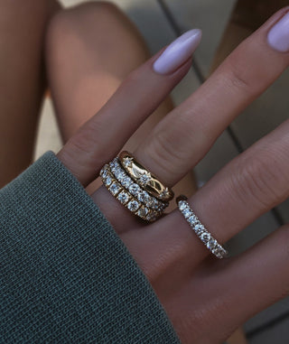 14kt gold three diamond starburst dome ring