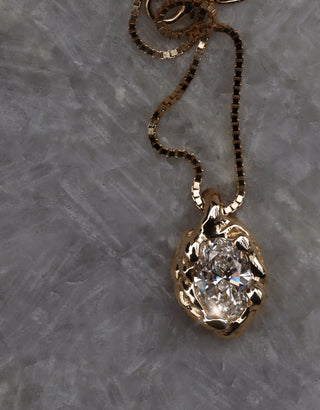 14kt gold molten diamond bezel necklace