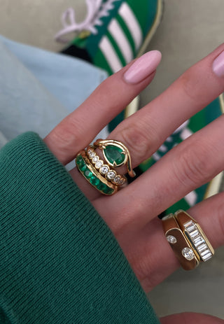 14kt gold three diamond rectangle signet ring - Luna Skye