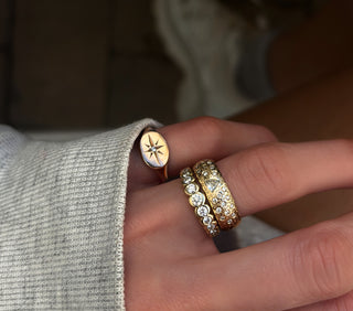 14kt gold and diamond horizontal starburst signet ring - Luna Skye