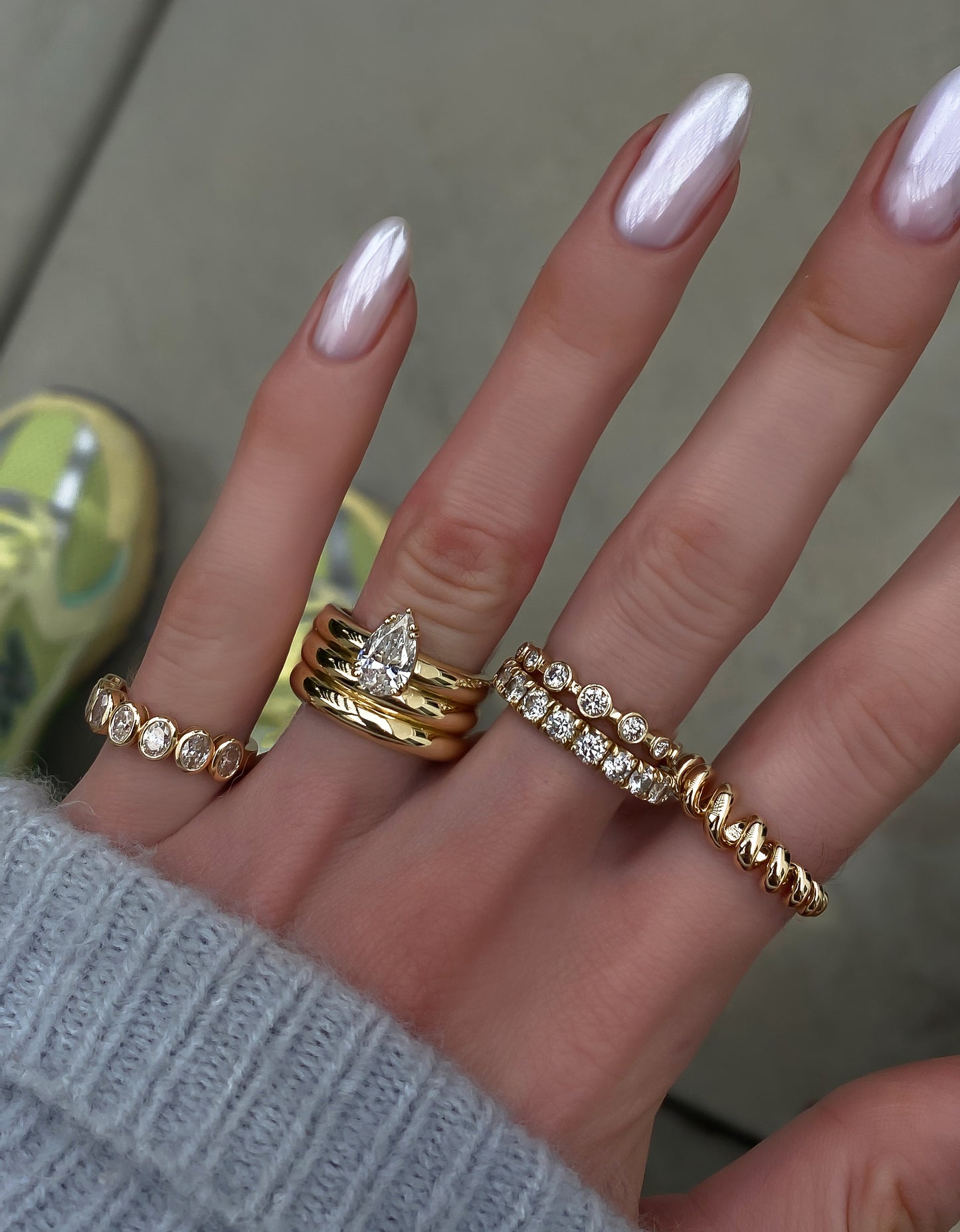 14kt gold spring ring