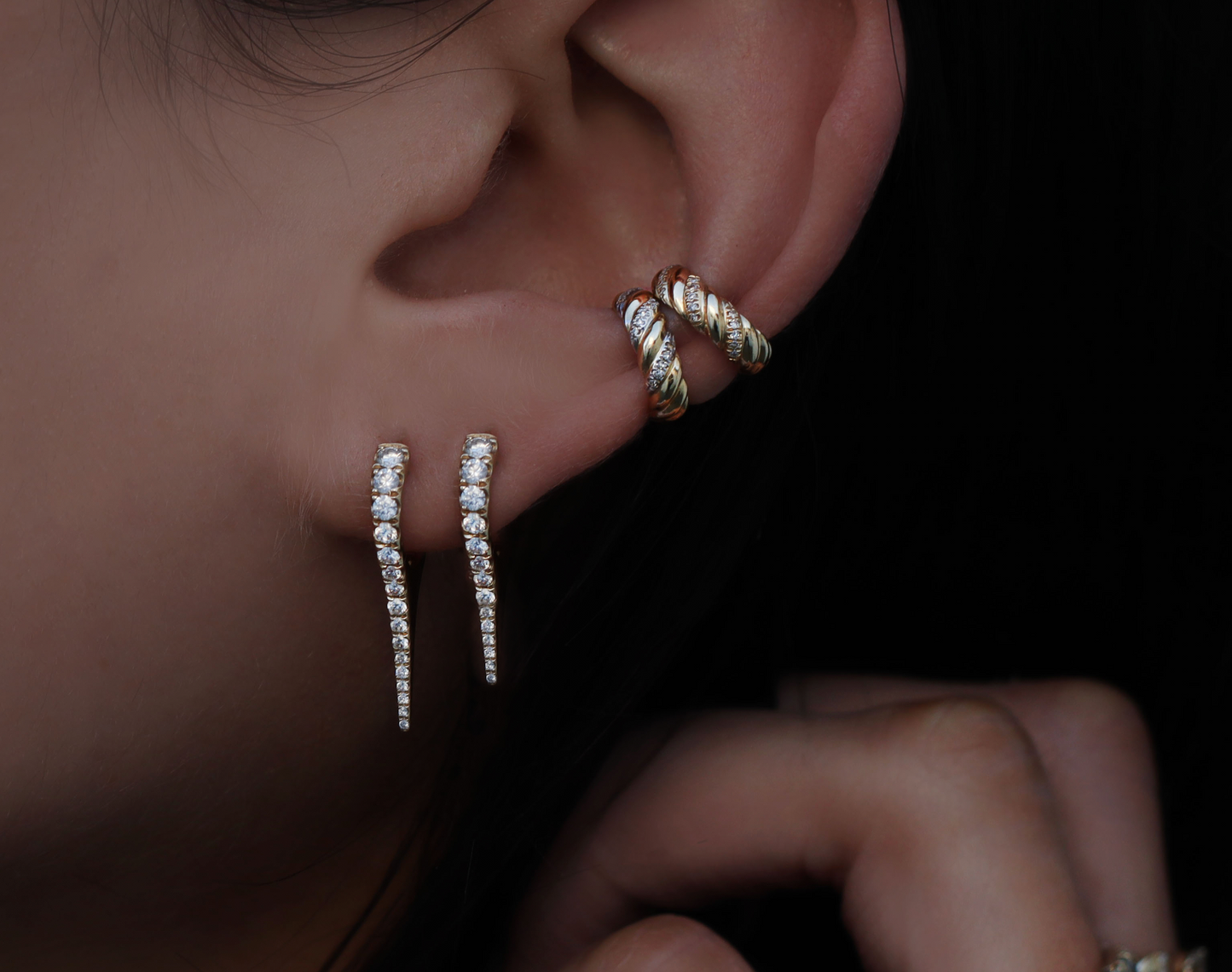 14kt gold diamond mini spike hoop