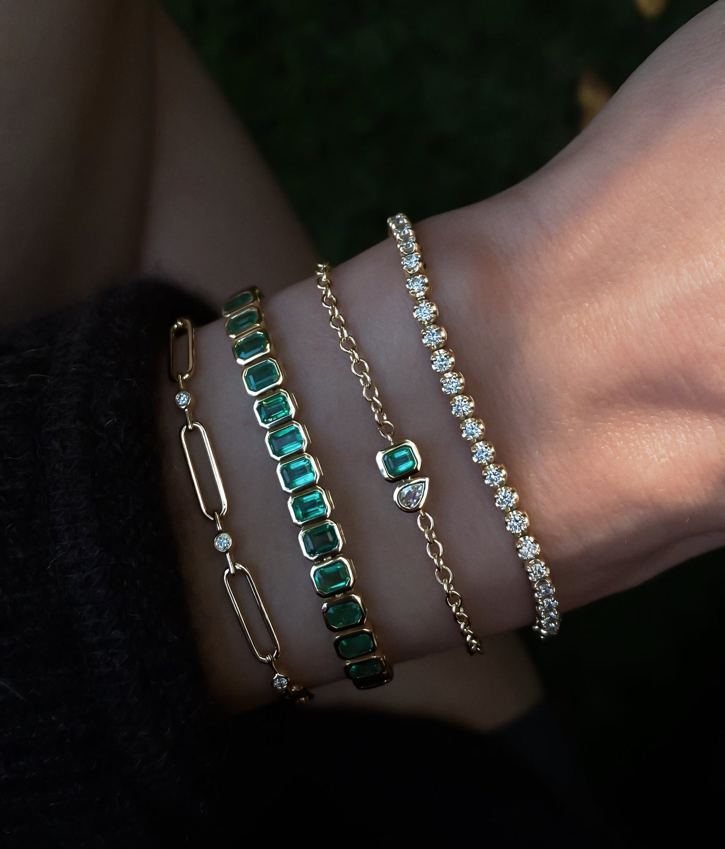 14kt gold emerald cut emerald bezel tennis bracelet