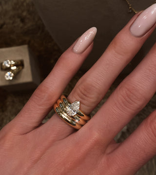 14kt gold three row teardrop diamond ring