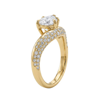 14kt gold solitaire teardrop diamond scattered wave ring