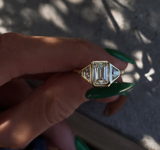 14kt gold single stone diamond deco ring