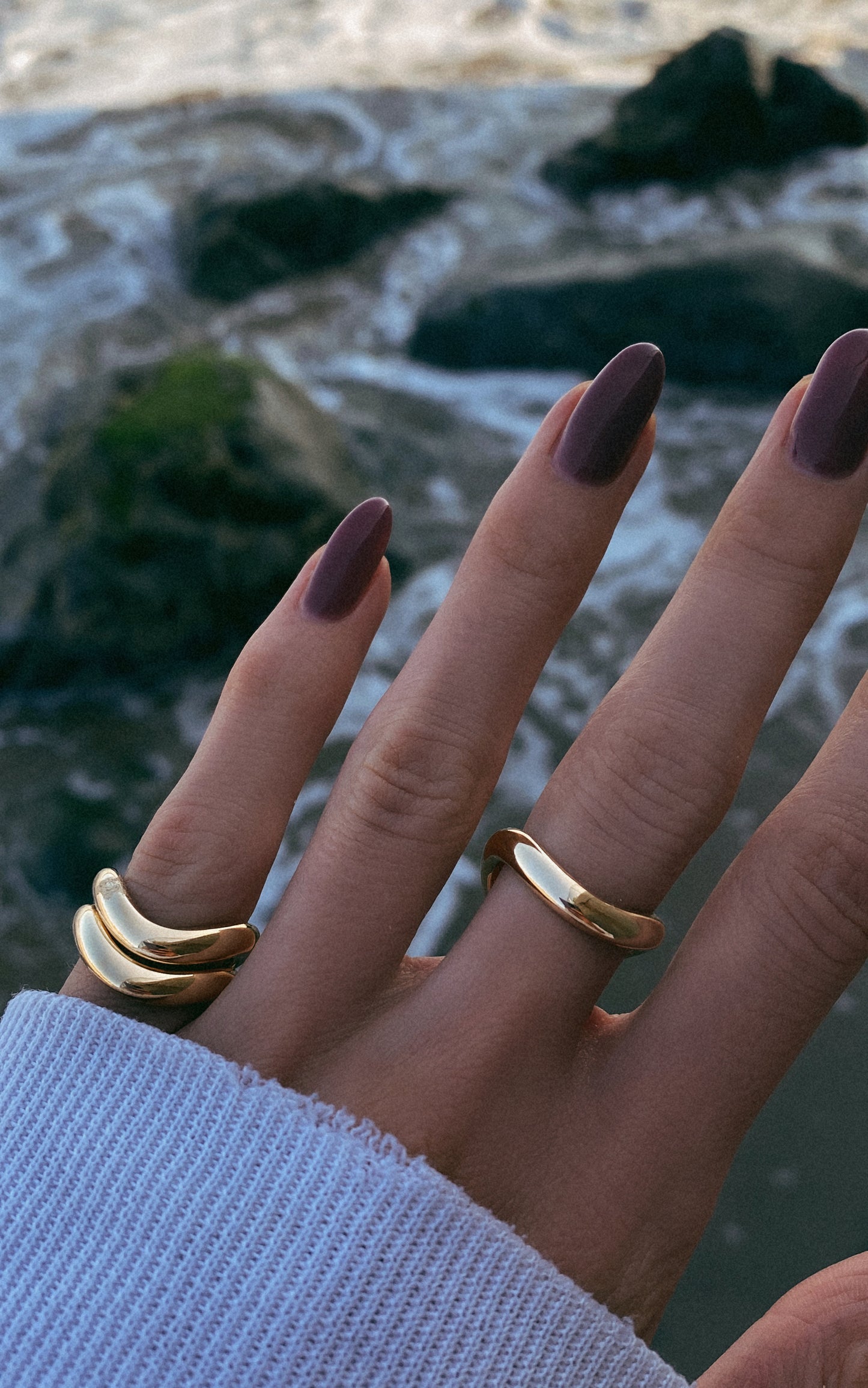 14kt gold dome wave ring