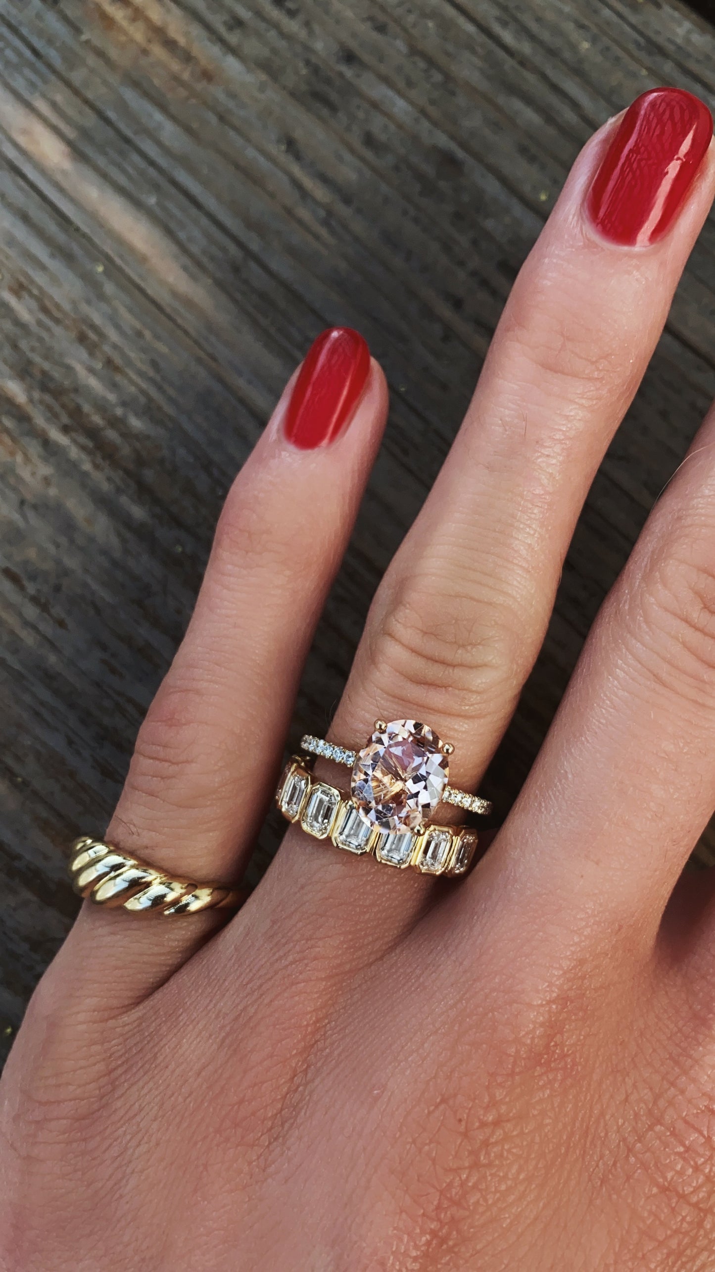 14kt gold and diamond solitaire oval morganite eternity ring