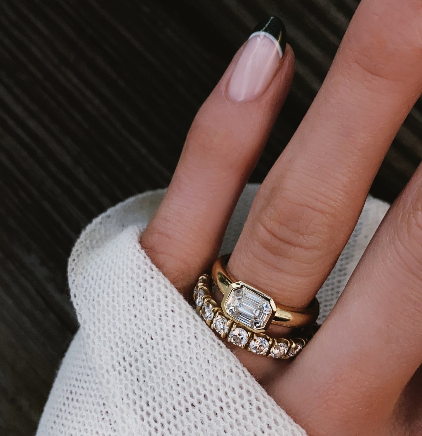 14kt gold illusion diamond thick bezel ring