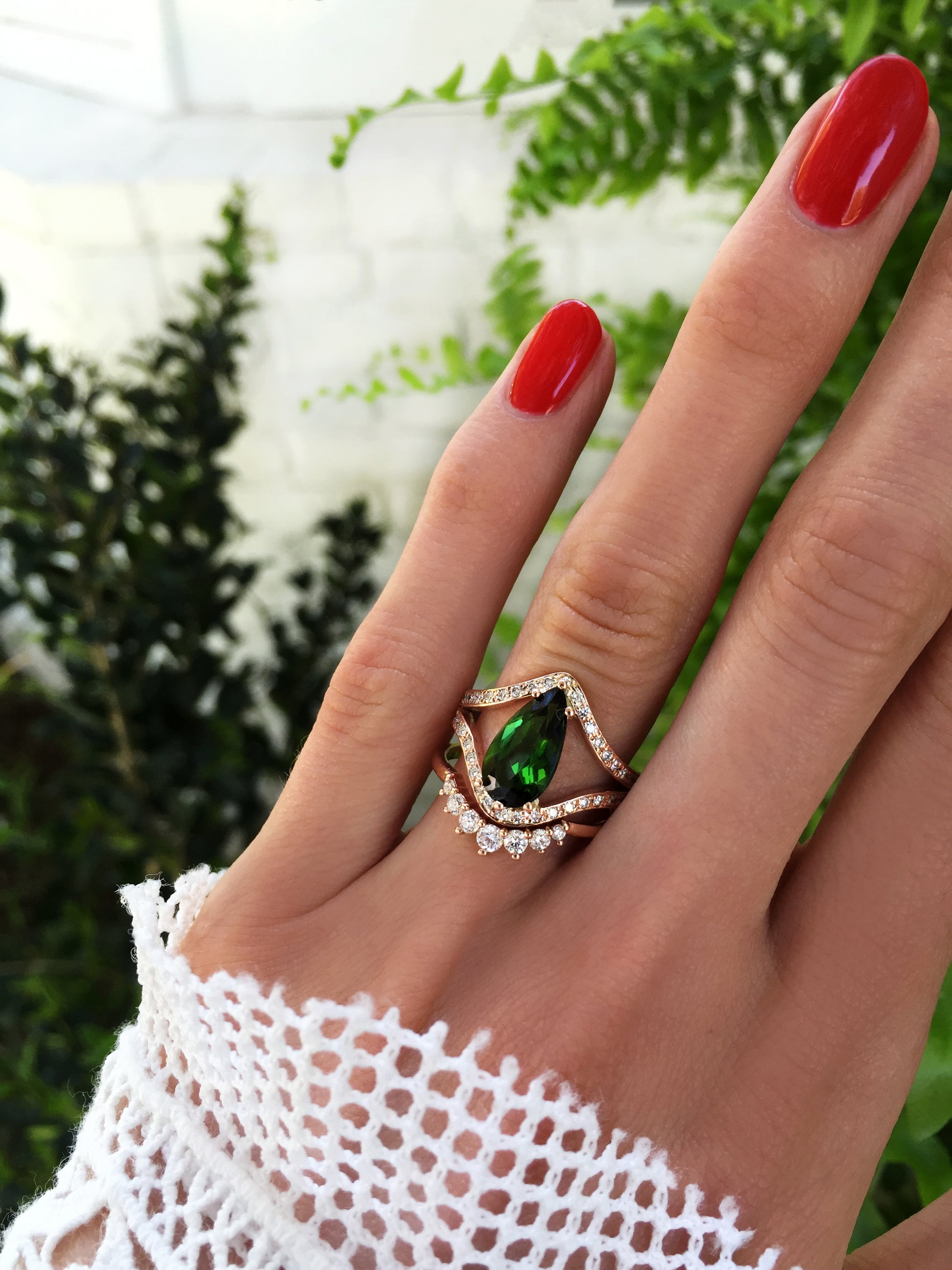 14kt gold and diamond curved double band chrome green tourmaline ring