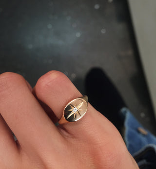 14kt gold and diamond horizontal starburst signet ring - Luna Skye
