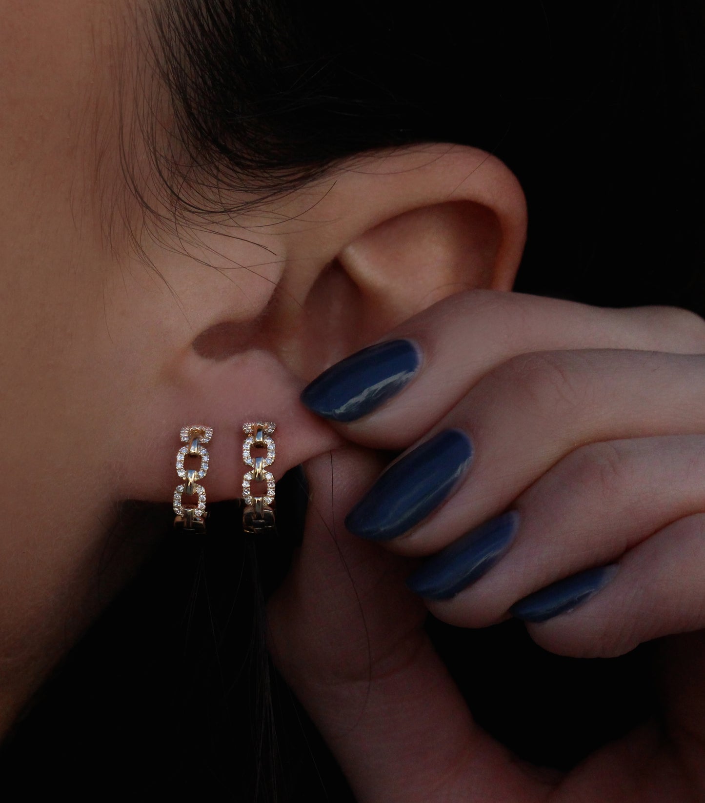 14kt gold and diamond mini chain hoop earrings - Luna Skye