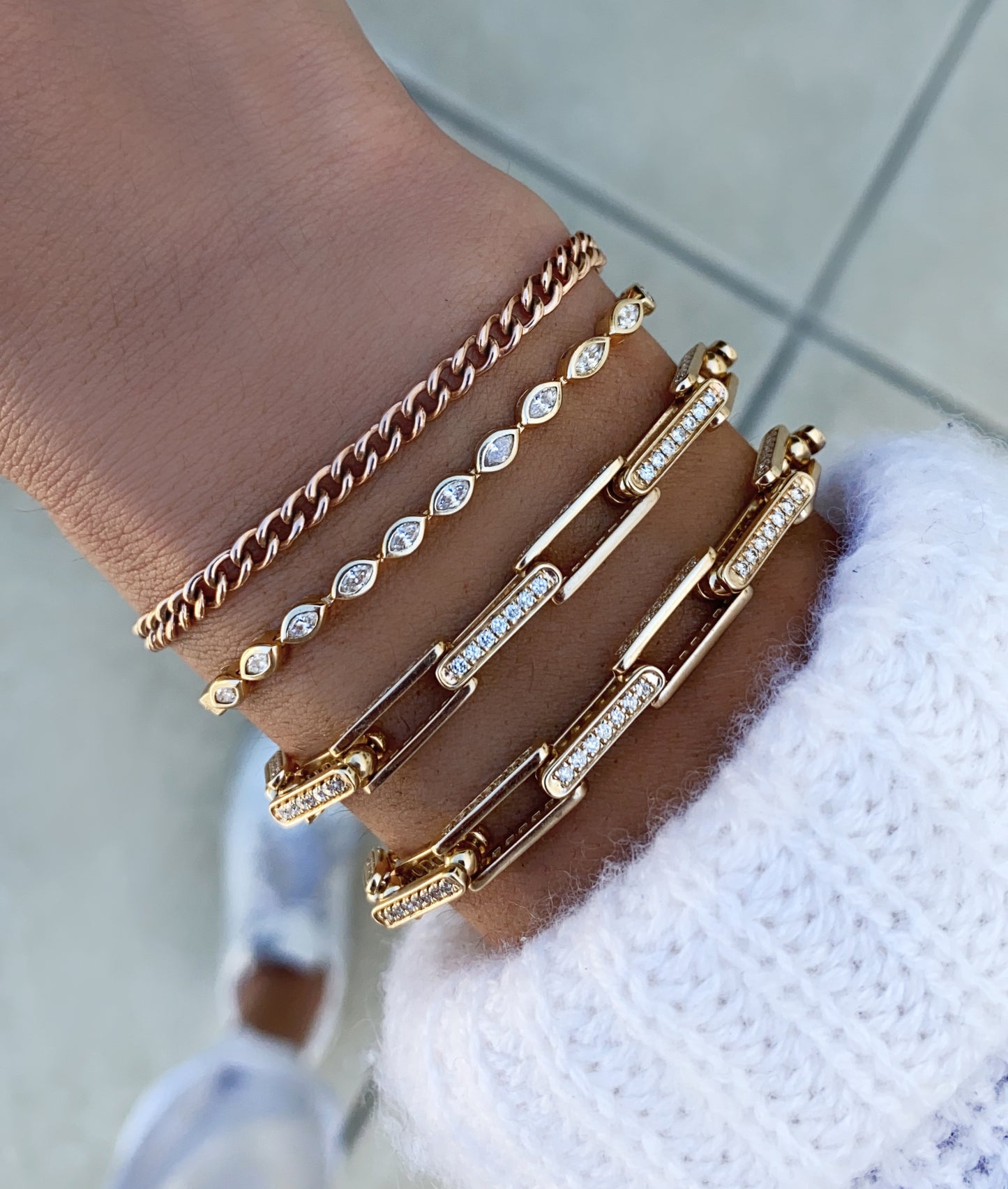 14kt gold and diamond solid geo link bracelet