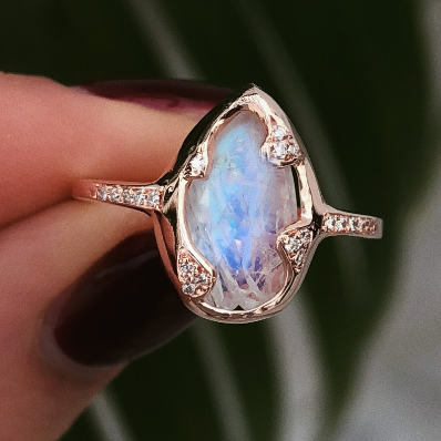 14kt gold and diamond moonstone claw ring - Luna Skye