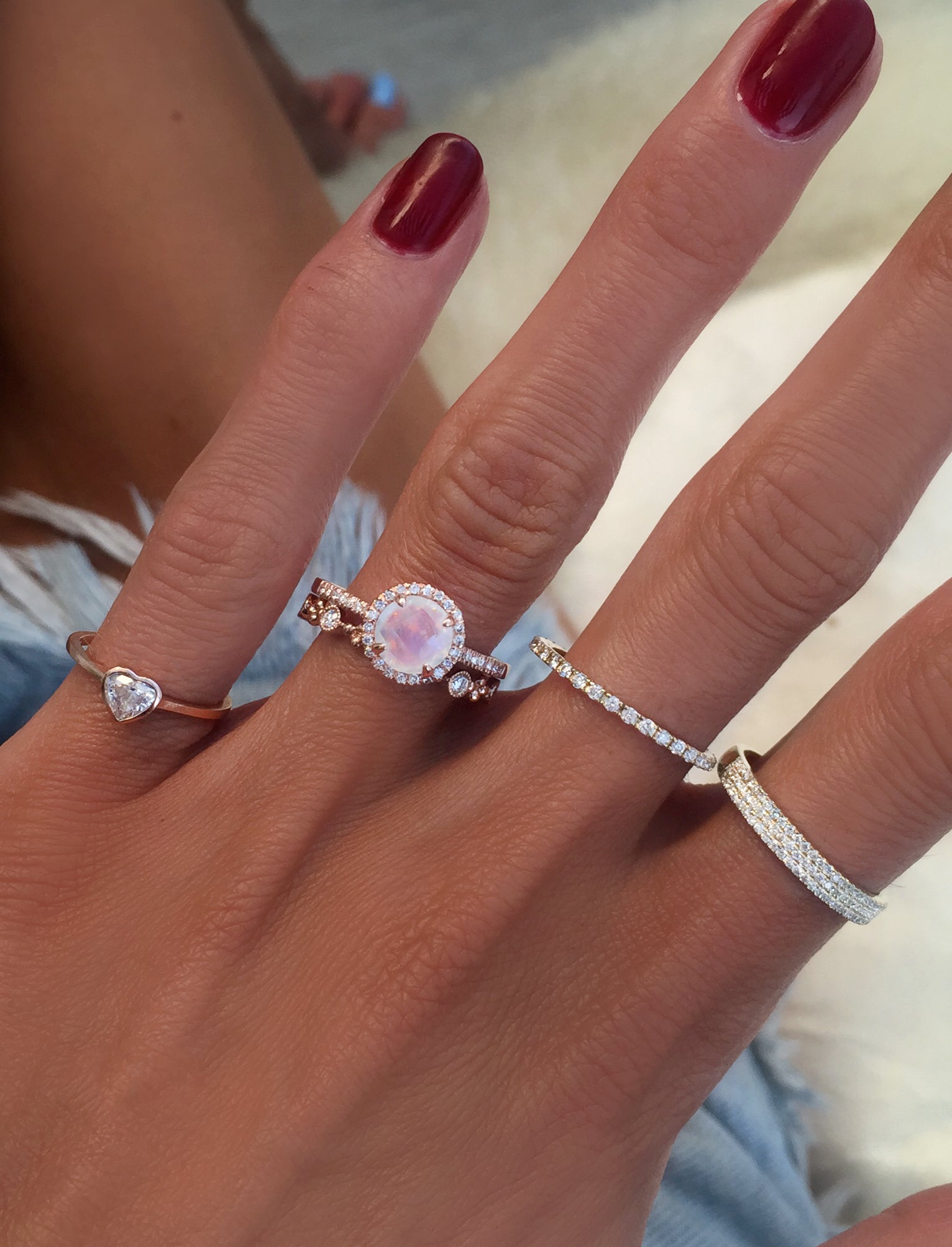 14kt gold and diamond round mini moonstone ring