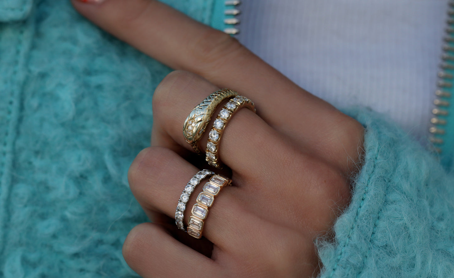 14kt gold and diamond head snake ring
