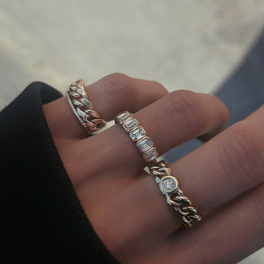 14kt gold diamond bezel chain ring