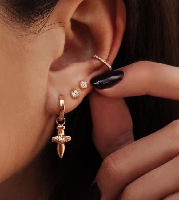 14kt gold milgrain diamond round stud - Luna Skye